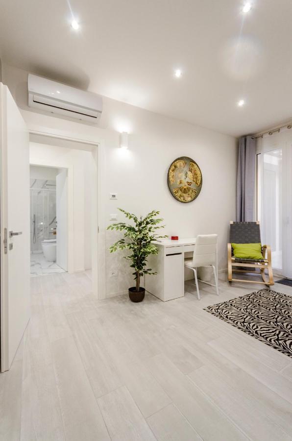 Dimora Santo Stefano: Ampia, Con Giardino Privato Apartment Bologna Exterior photo